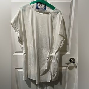 J Jill Christian Siriano White blouse with tie on front, EUC, size 2X